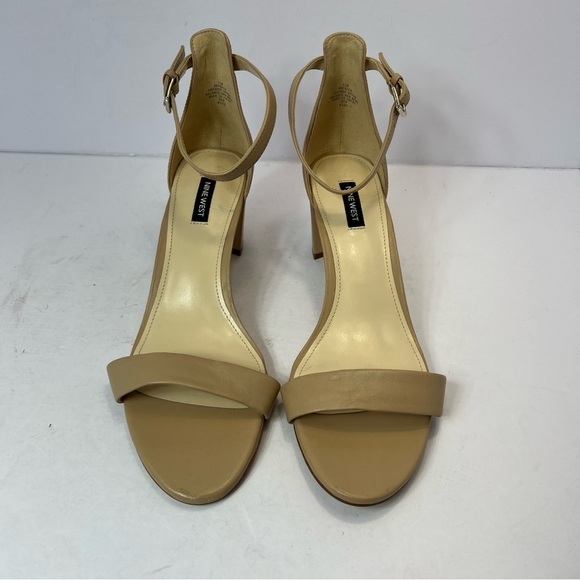 NINE WEST Pruce Ankle Strap Block Heel Sandals Size 11M Womens Natural Tan - Picture 2 of 7